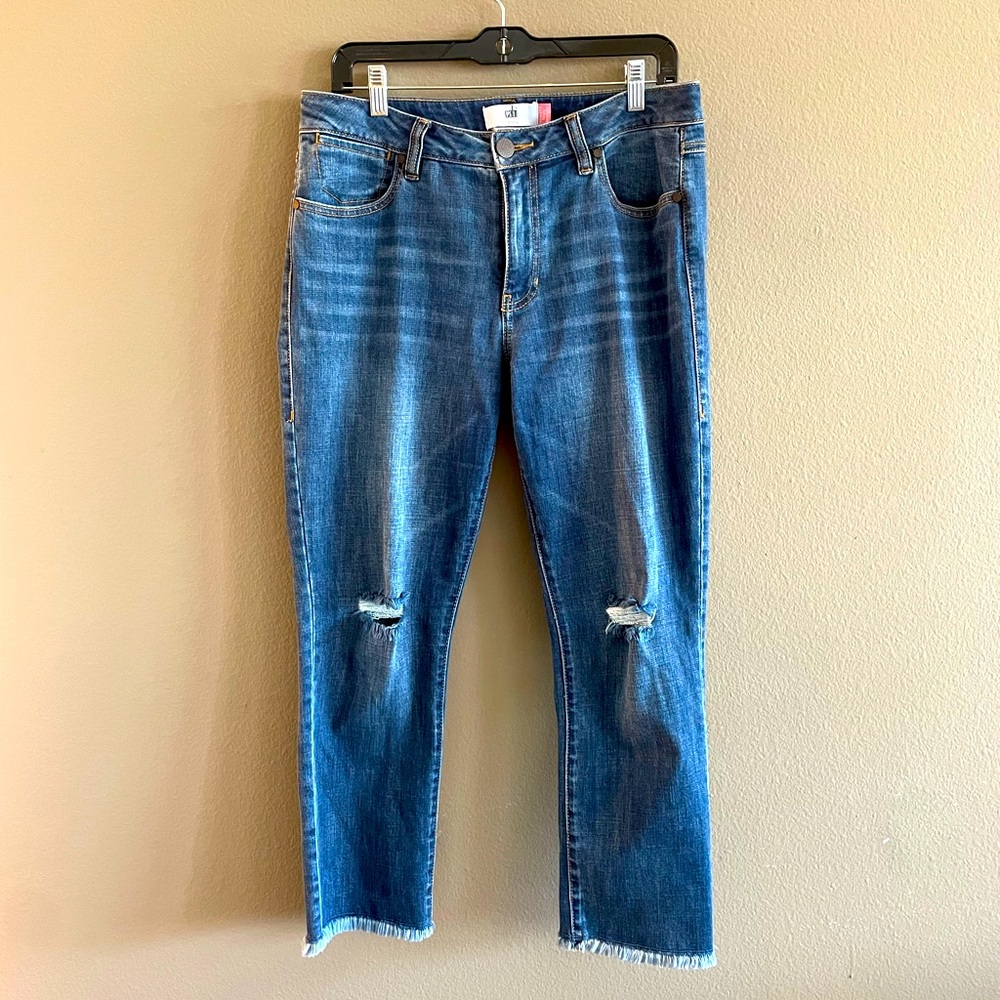 Cabi cropped high waisted distressed jeans size 8